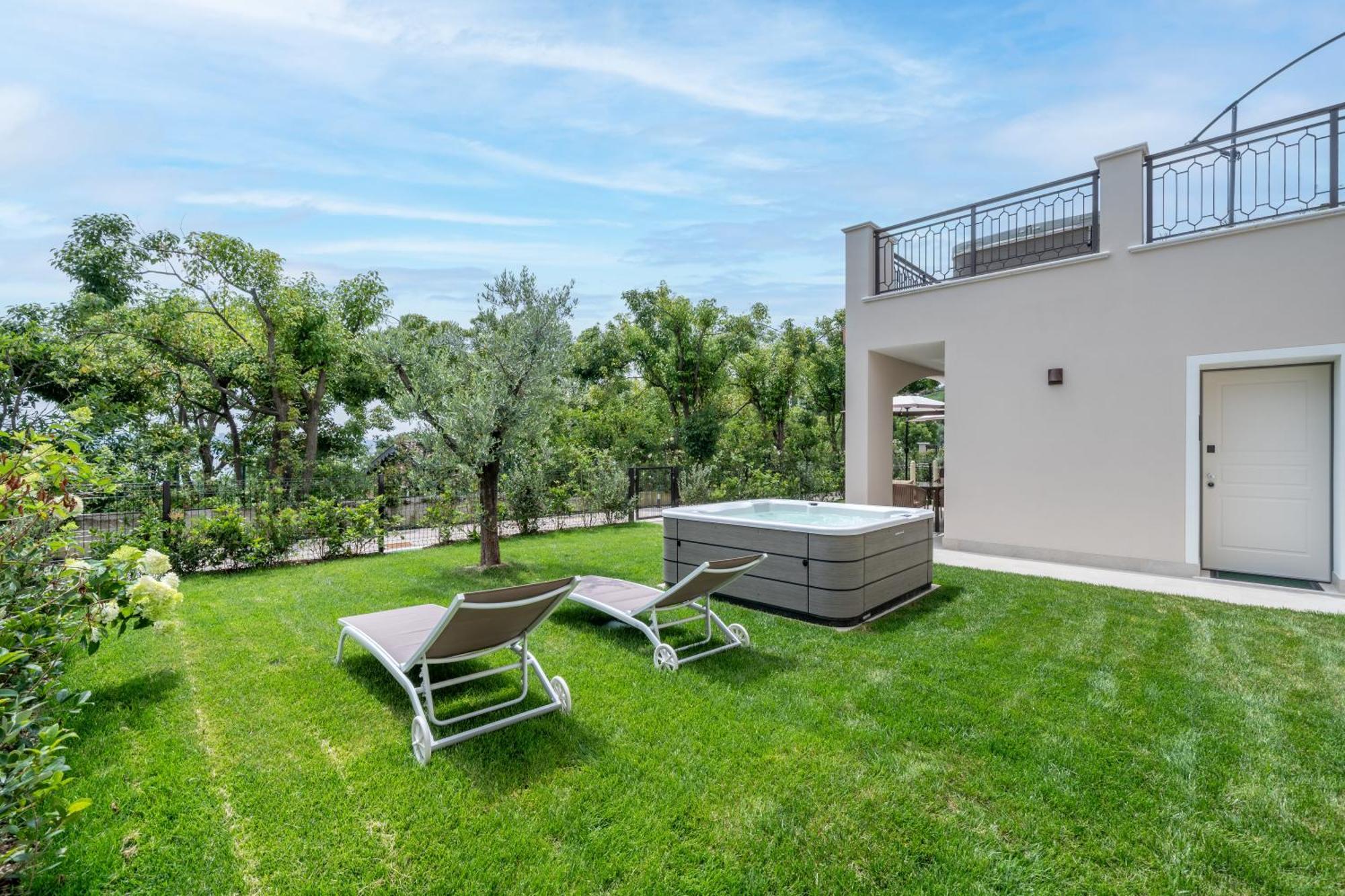 Villa Silvia Apartments 산펠리체델바나코 외부 사진