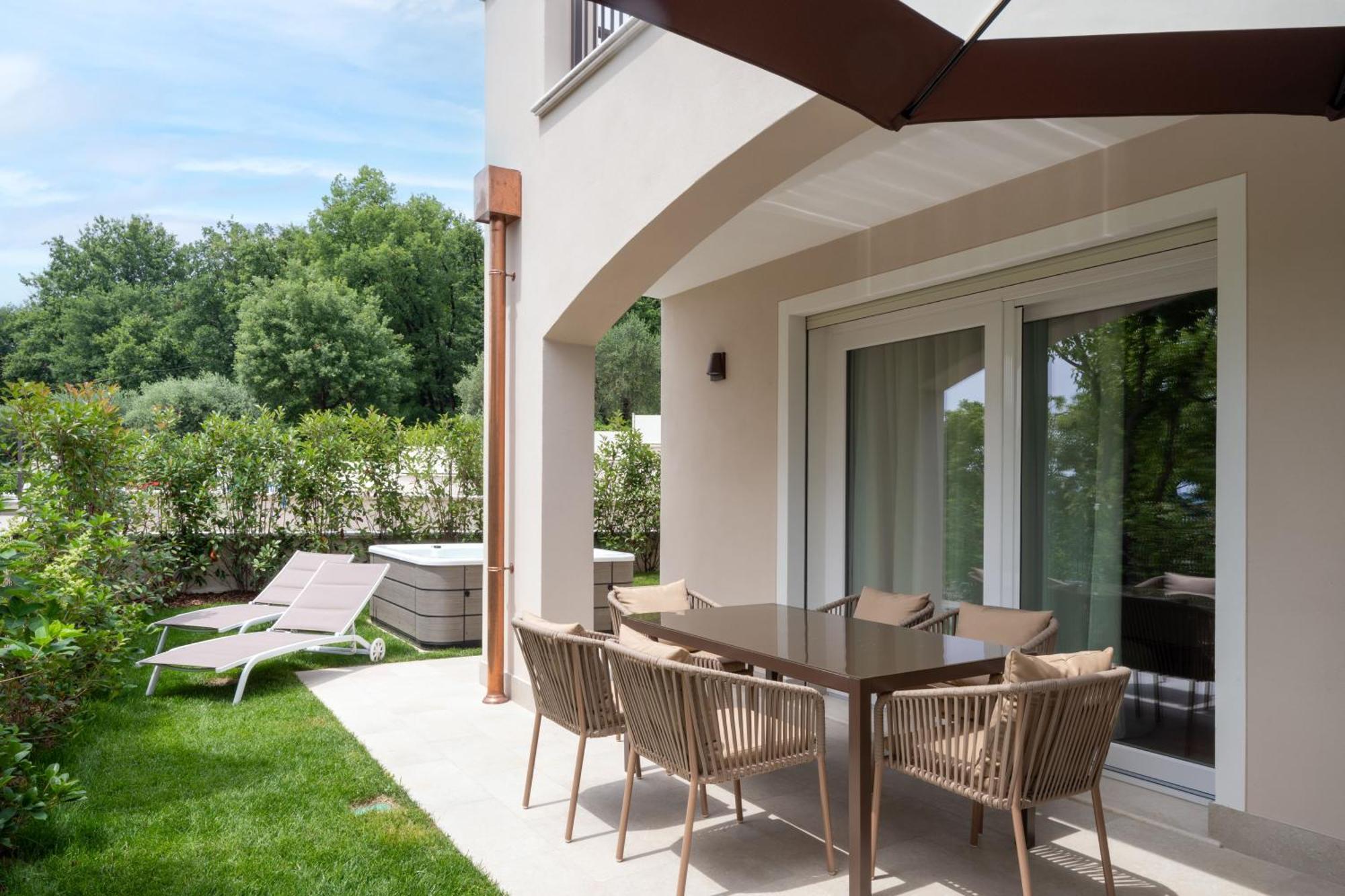 Villa Silvia Apartments 산펠리체델바나코 외부 사진