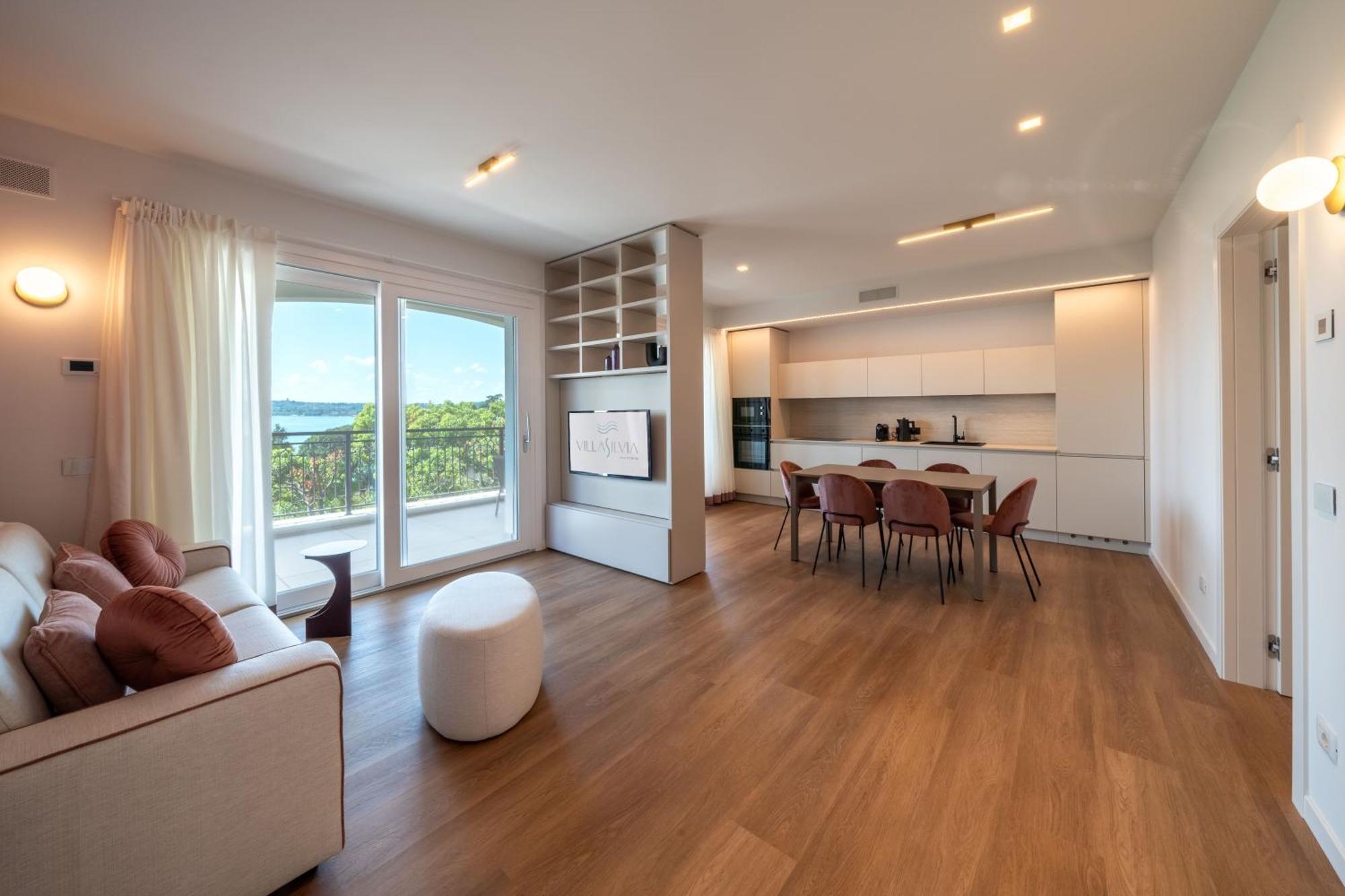 Villa Silvia Apartments 산펠리체델바나코 외부 사진