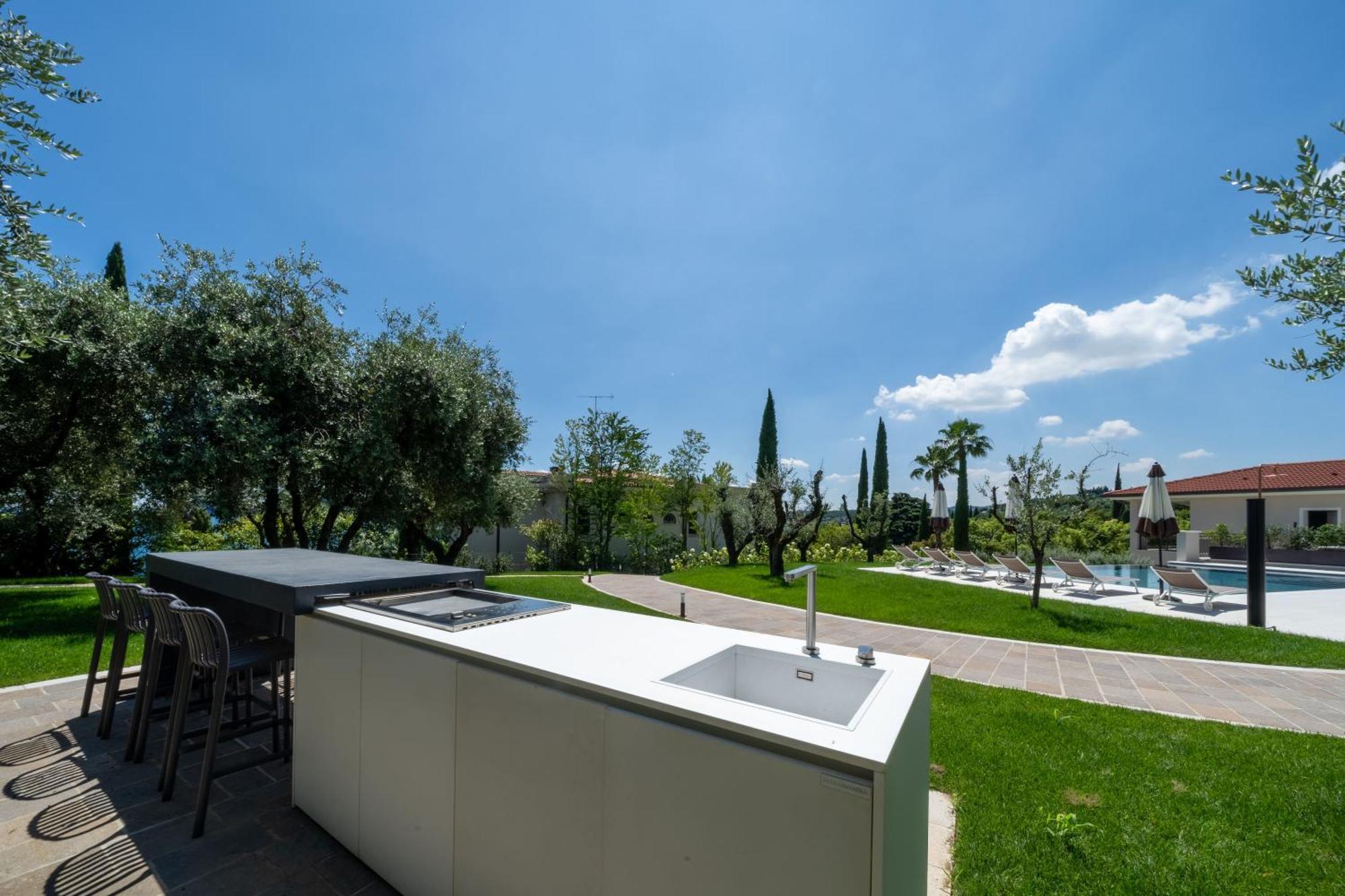 Villa Silvia Apartments 산펠리체델바나코 외부 사진
